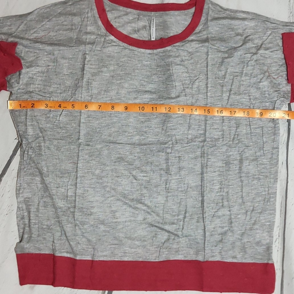 🛒Lightweight Knit Distressed Shirt - Picture 5 of 7